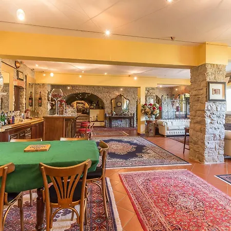 Tenuta Pian D'attesio - Agroturismo *