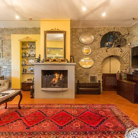 Vakantieboerderij Tenuta Pian D'attesio - *