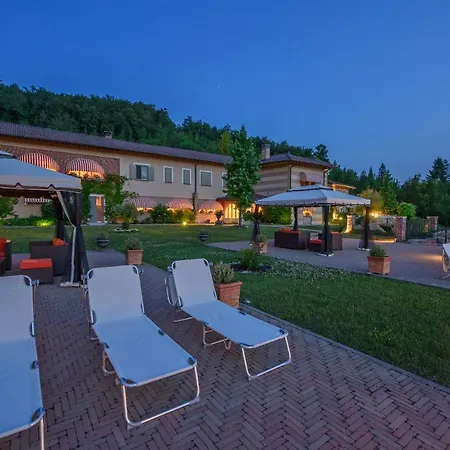 Tenuta Pian D'attesio - Gospodarstwo agroturystyczne Castelletto Soprano