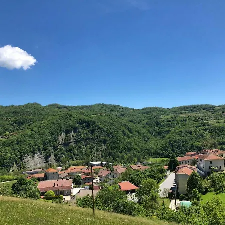 Tenuta Pian D'attesio - Alloggio per agriturismo