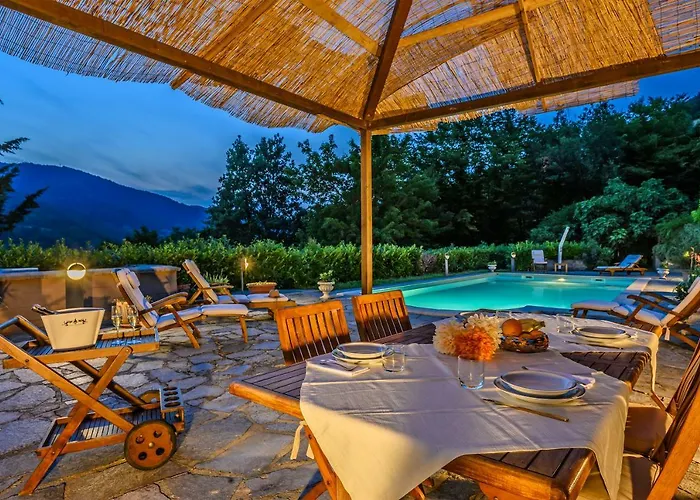 Tenuta Pian D'attesio - مزرعة للإقامة Castelletto Soprano